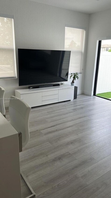 Foto principal - 10908 W 32nd Ln