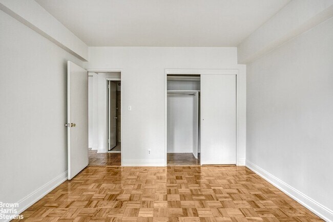 Foto del edificio - 250 E 39th St