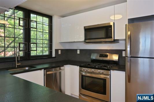 Foto del edificio - 1320 Bloomfield St