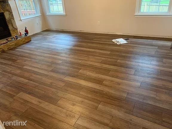 Building Photo - 4 br, 2.5 bath House - 300 Peachtree Ln