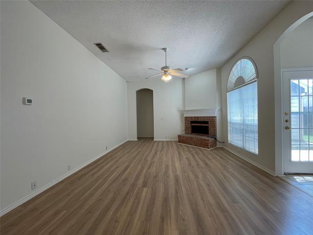 Foto del edificio - 6004 Cave River Dr