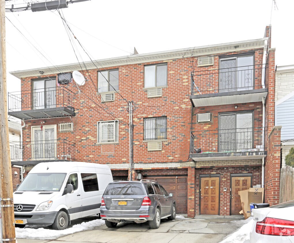 Building Photo - 46-51 160th St