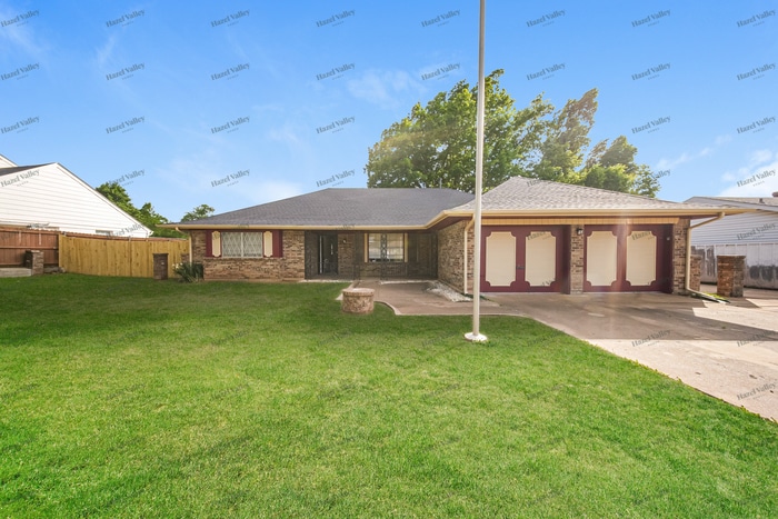 Photo - 3301 N Glenvalley Dr (Midwest City, OK)