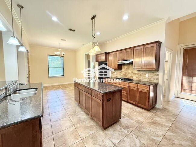 Foto del edificio - Beautiful 4 Bedroom Home just South of TCU!!!