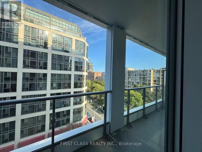 Building Photo - 60 Princess St