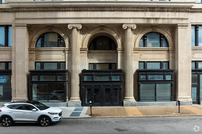 Front entrance - Front Page Lofts