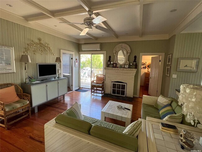 Foto del edificio - 731 Ocean Breeze Walk