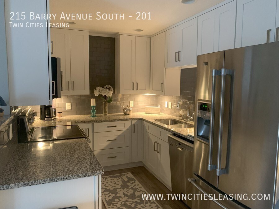 Primary Photo - Updated 2nd floor with Deck 2 bed 2 bath C...