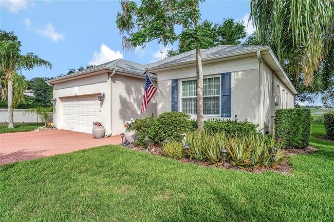 Building Photo - 2500 Castle Pines St