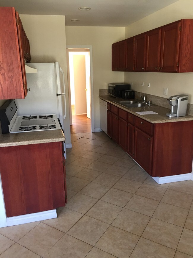 Foto del edificio - 3344 Bagley Ave