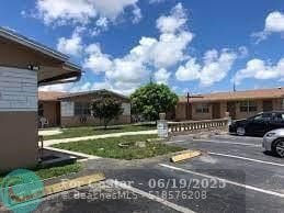 Building Photo - 7311 Venetian St