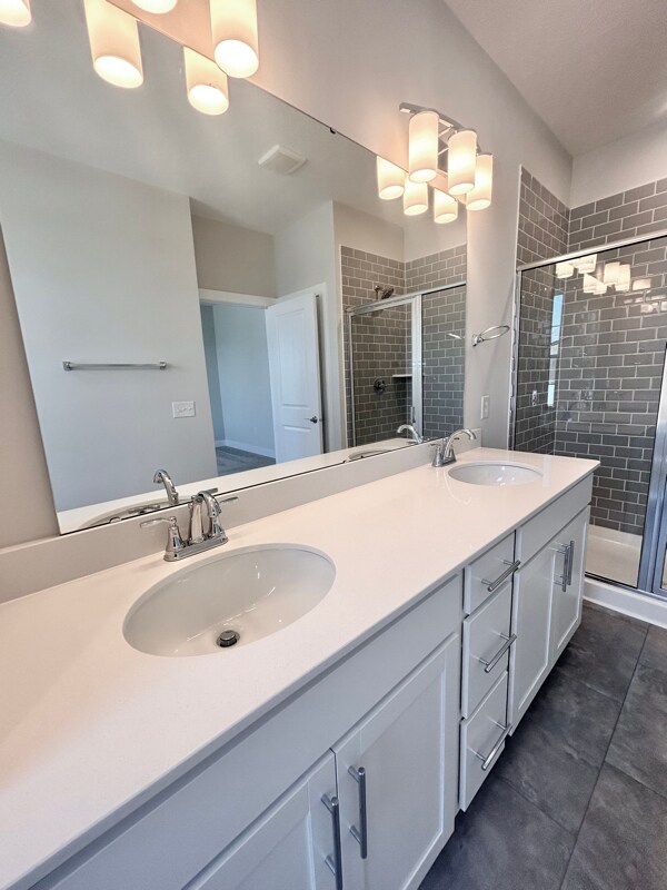 Foto del edificio - 714 Kinzer Ave