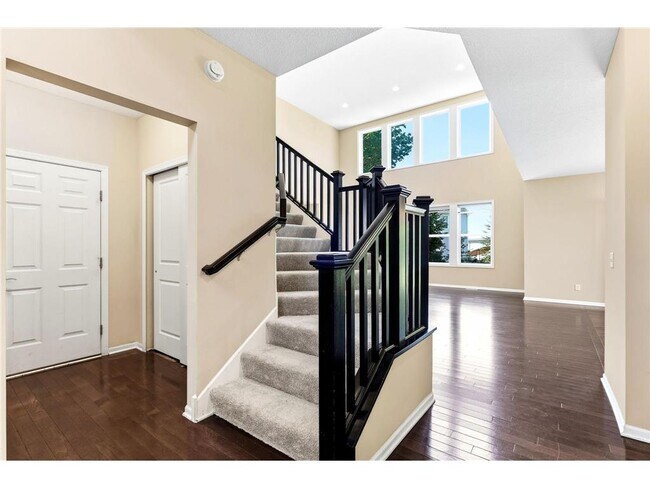 Foto del edificio - 4720 Palmer Ct