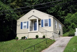 Building Photo - 175 N Jane St