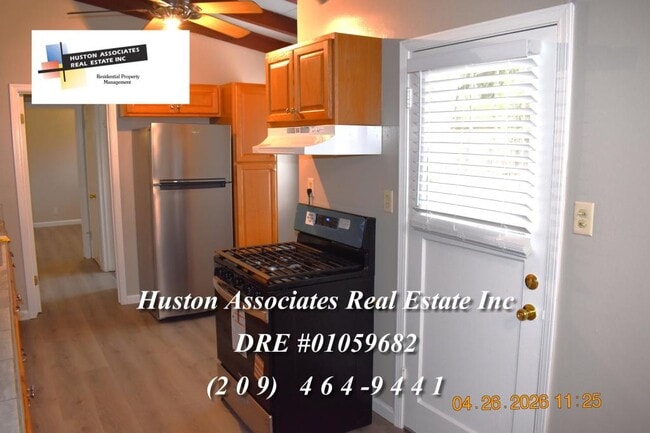 Foto del edificio - 3936 Dennis Ave