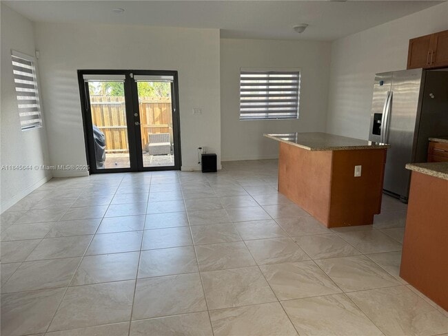 Building Photo - 13332 SW 250th Terrace