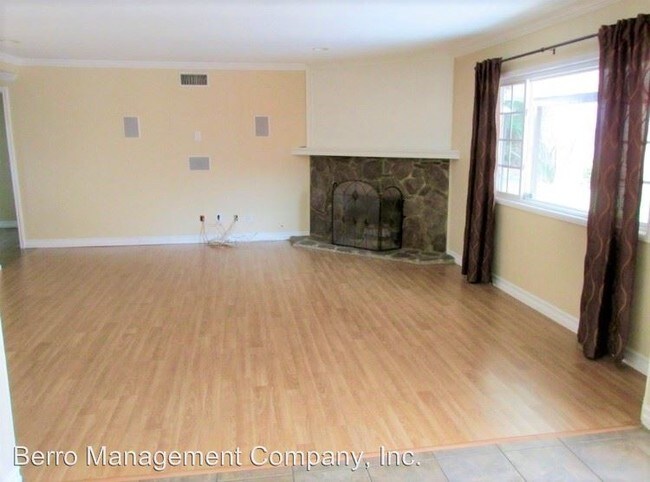 Building Photo - 3 br, 2 bath House - 7801 Tarma St.