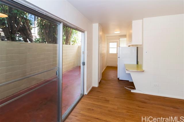 Building Photo - 1418 Liholiho St