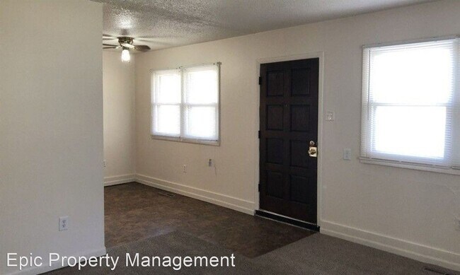 Building Photo - 3 br, 1 bath House - 3701 SW 38TH ST