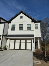 Building Photo - 4651 Cypress Pk Dr