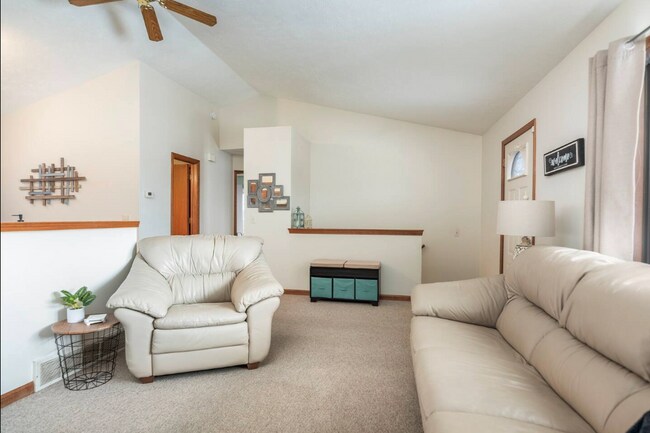 Foto del edificio - Byron Center 3BR
