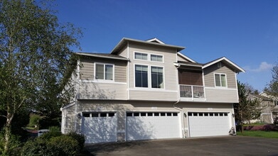 Building Photo - 1389 Hudson St