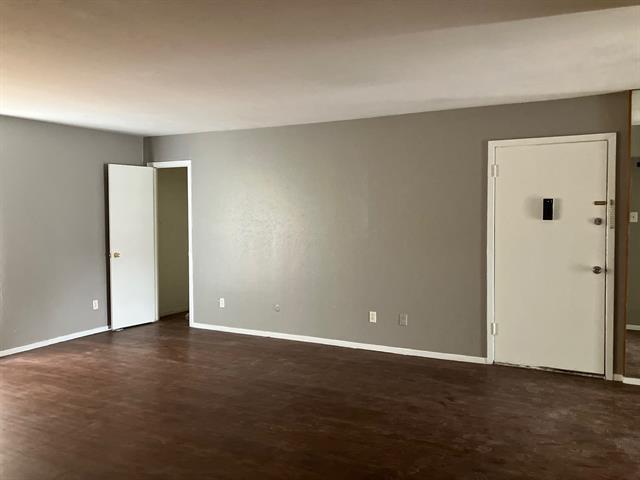 Foto del edificio - 12888 Montfort Dr