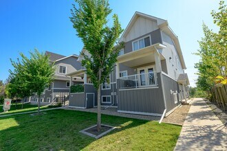Building Photo - 10311-10107 AvenueBlock C
