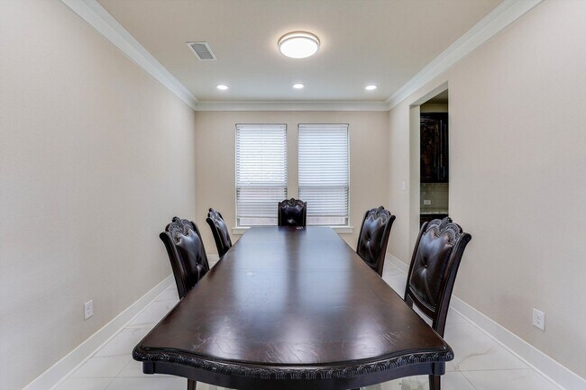 Foto del edificio - Bright, Open & Efficient—Perfect Home for Modern Living!