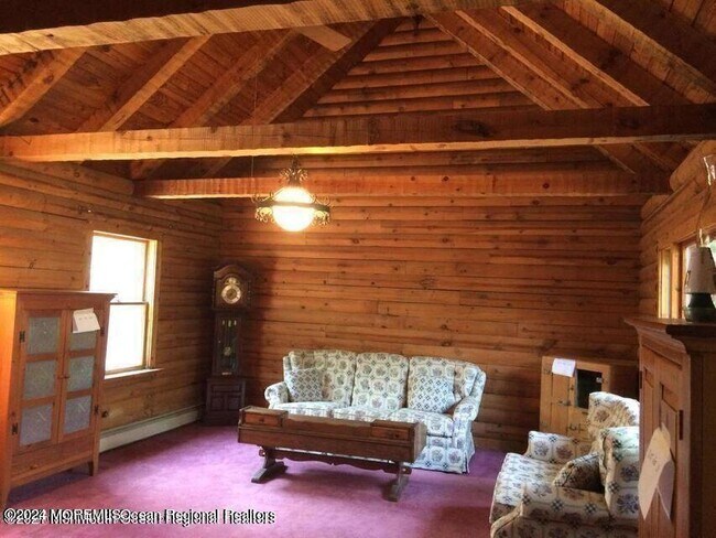 Foto del edificio - 375 Arrowhead Dr