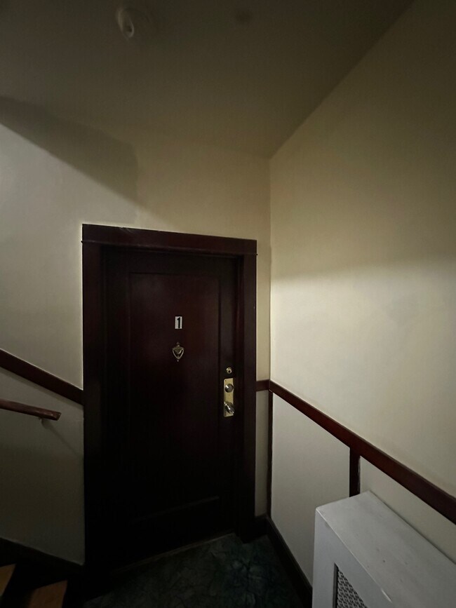 Foto del edificio - 2736 W Giddings St