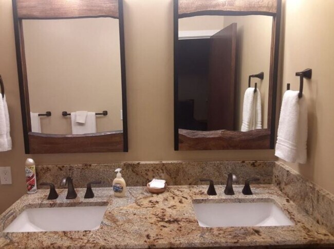 Foto del edificio - Seasonal Furnished rental