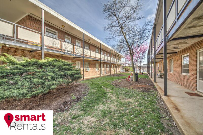 Building Photo - 3112 Arsenal St