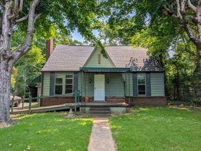 Building Photo - 315 Ethridge St