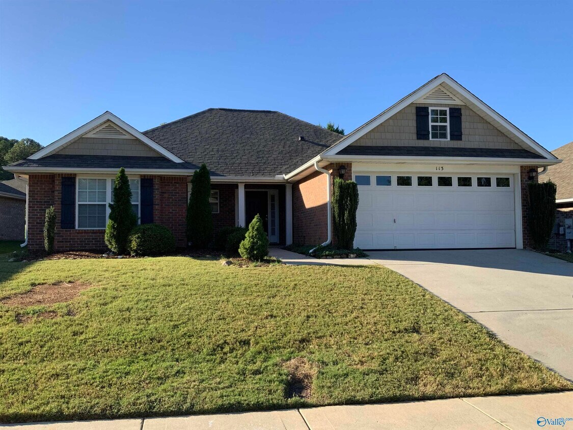 113 Potters Wheel NW, Madison, AL 35758 House Rental in Madison, AL