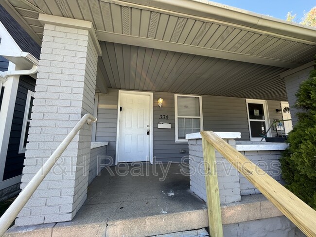 Building Photo - 334 N Keystone Ave