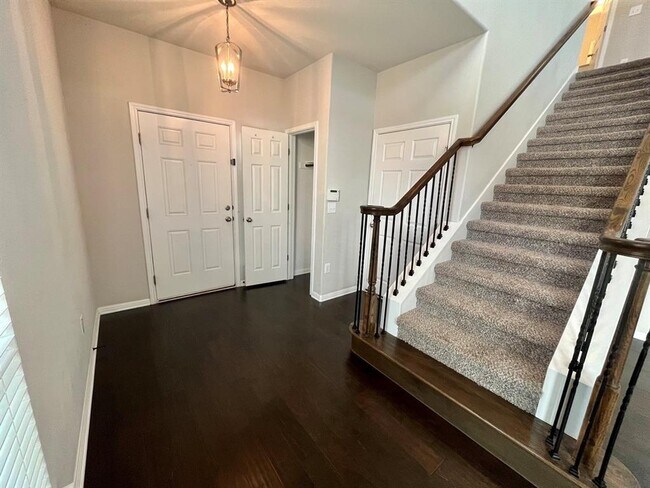 Foto del edificio - 3240 E Whitestone Blvd