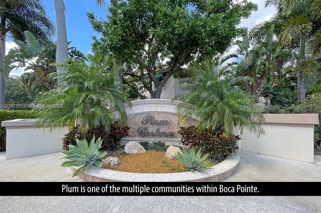 Building Photo - 6493 Via Regina