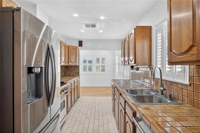 Building Photo - 16015 Arcturus Ave