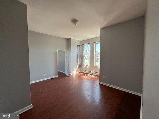 Building Photo - 1414 W Allegheny Ave