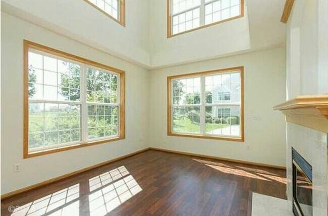 Foto del edificio - 3923 NE Gardenia Ln