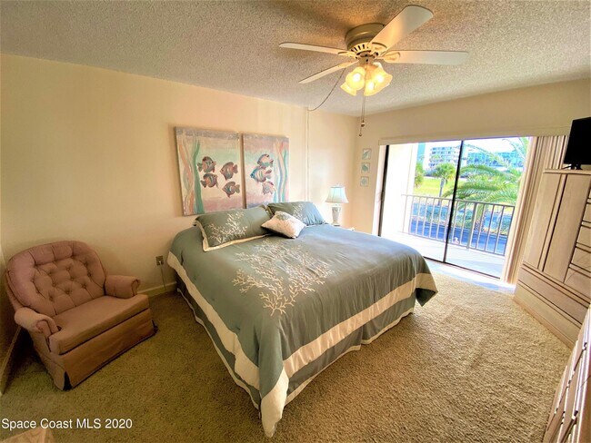 Building Photo - 2090 N Atlantic Ave