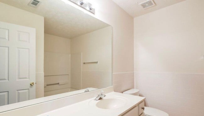 Building Photo - 1843 Brittlebank Ln