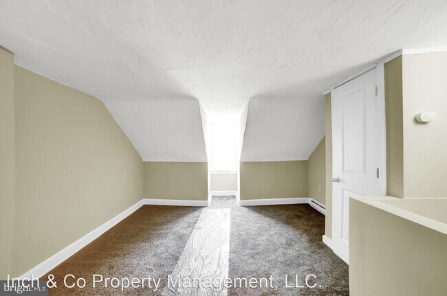 Building Photo - 4 br, 1 bath House - 554 S 2nd St