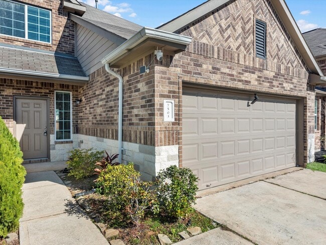 Building Photo - 7503 Merrylands Dr