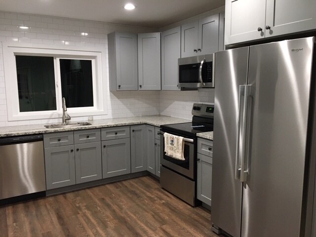 Kitchen - 329 Griffen St