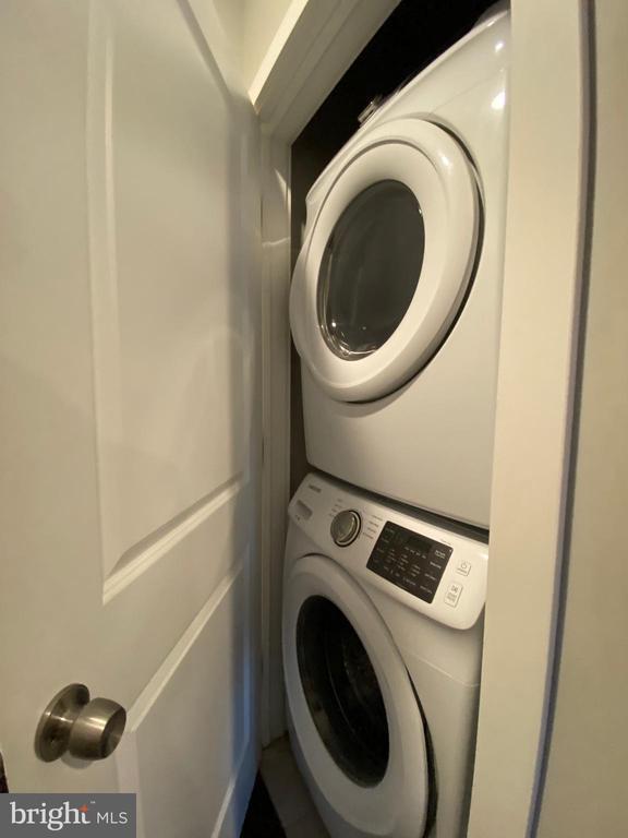 Building Photo - 1708 N Bouvier St