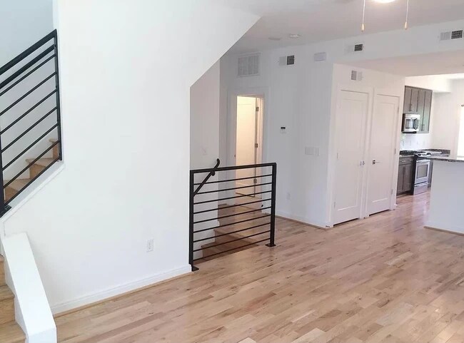Foto del edificio - 1104 Perry St