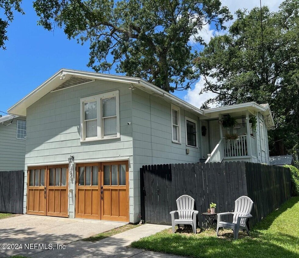 768 Osceola St Unit B, Jacksonville, FL 32204 Room for Rent in