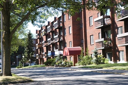 Foto principal - The Maples Apartments